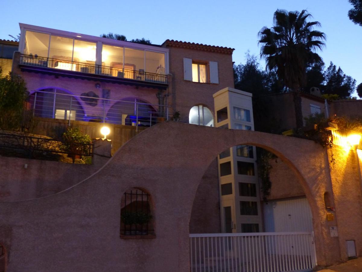 Logement Zen Sur La Colline Aux Mimosas 히에레 외부 사진